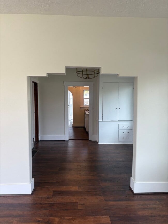 Photo - Beautifully Remodeled 3BA/1BA Audubon Home