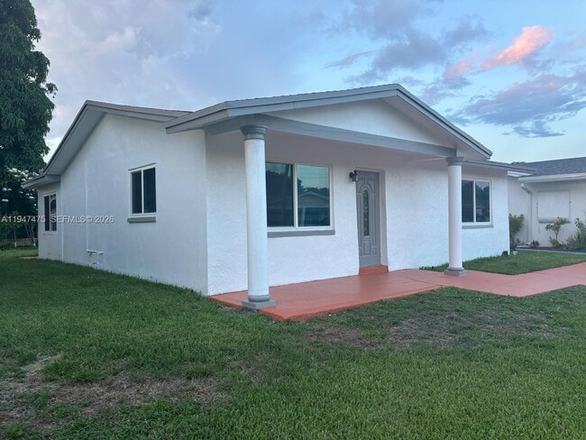 Photo - 4715 NW 44th St