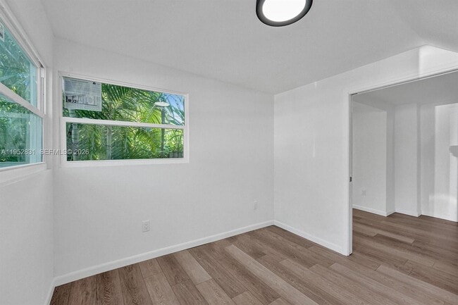 Photo - 310 N Ocean Breeze Unidad 2