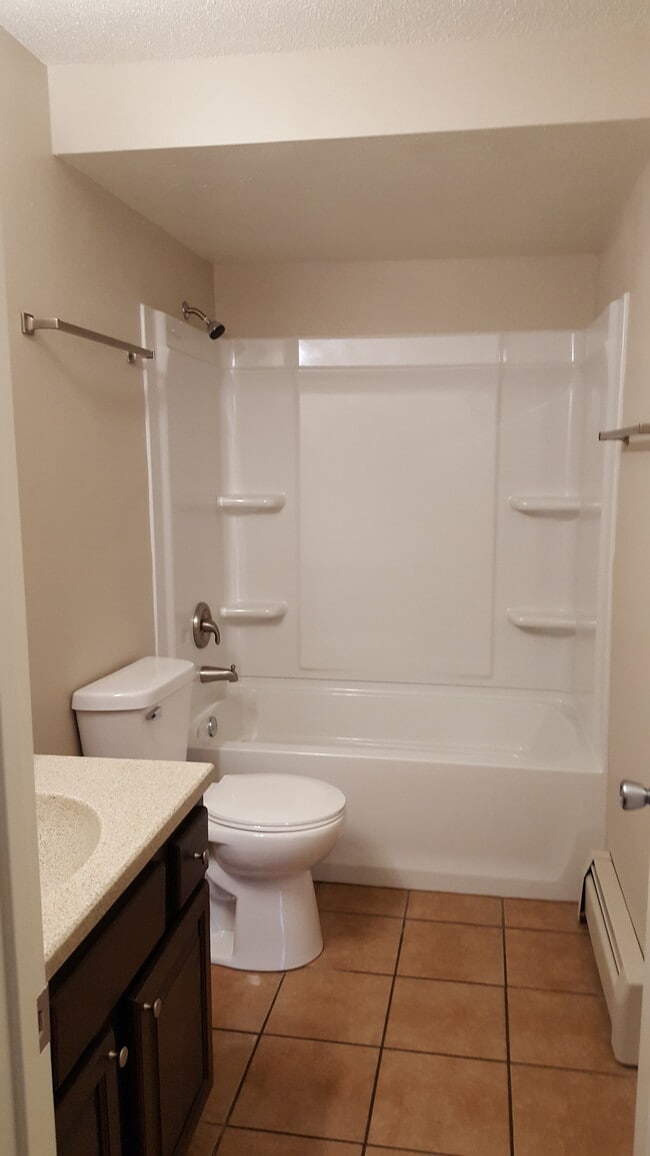 Bathroom - 2704 E Scenic Ct Unit Lower