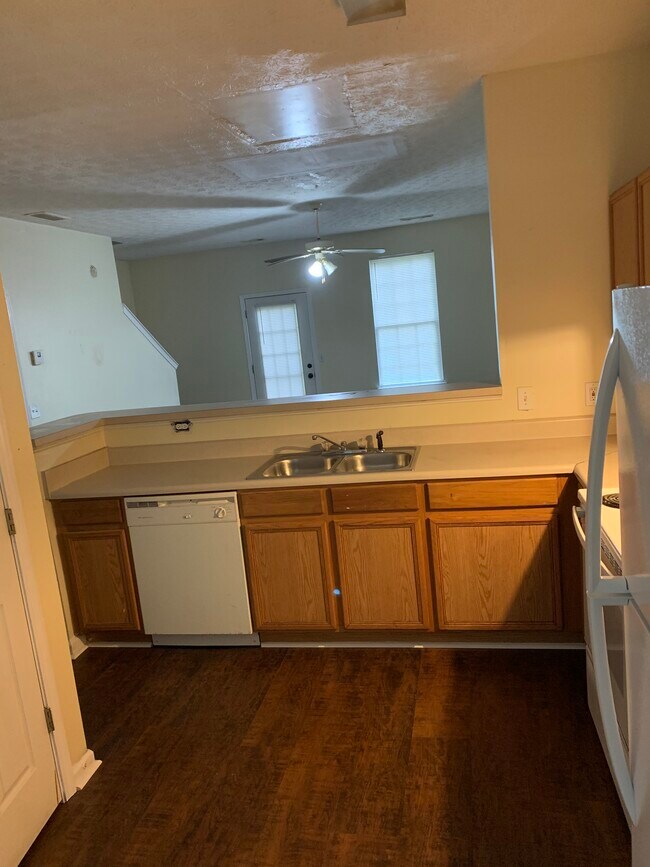 Photo - 6115 Camden Forrest Dr