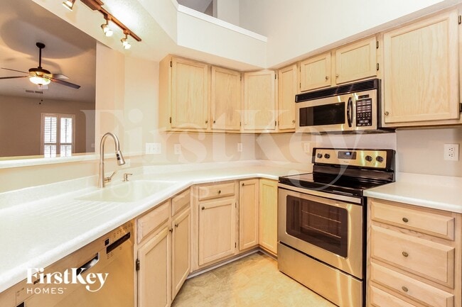 Photo - 16126 Amber Field Dr