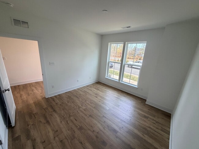 Photo - 15379 Sunray Aly