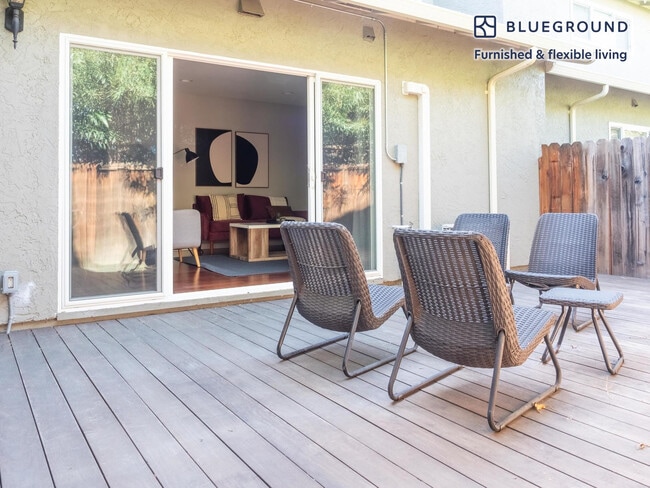 Photo - 540 Brewster Ave