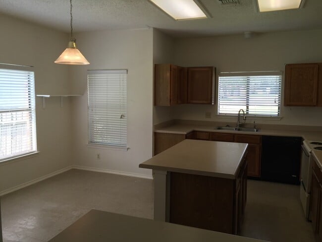 Photo - NICE 3 BEDROOM LOCATED ON A LARGE CORNER LOT*COUNTRY KITCHEN WITH ISLAND*LARGE MASTER BR DOWN W/ ...