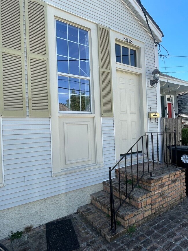 Building Photo - 5518-5518 Perrier St Unit 5518