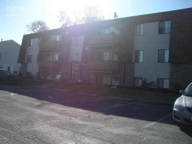 Photo - 132 Fox Hill Ln