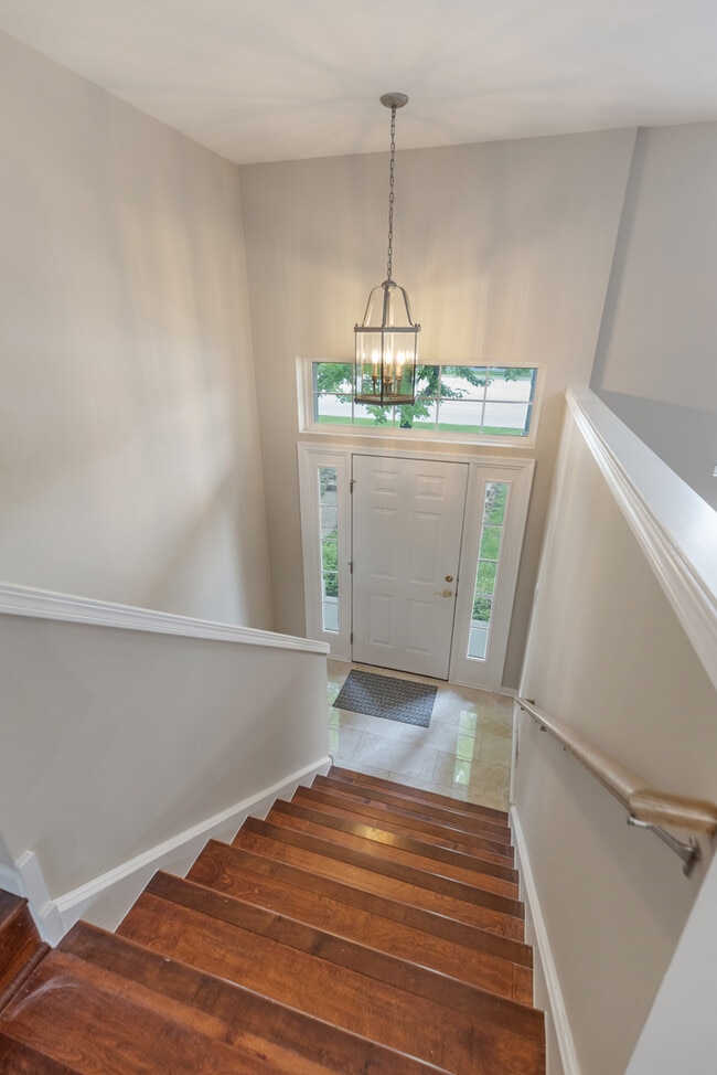 Photo - 101 Driscoll Ln