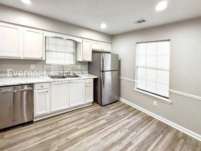 Photo - 615 Cahaba Manor Trail