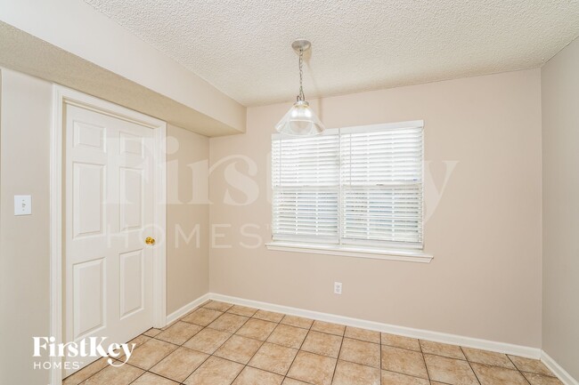 Photo - 2583 Bridlewood Dr