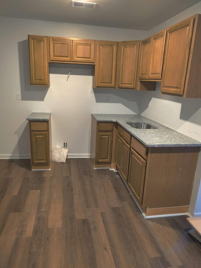 Building Photo - 4230 W Girard Ave Unit B