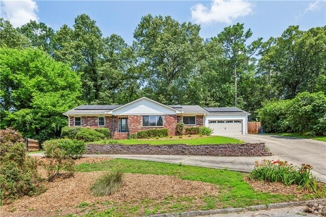 Building Photo - 3292 Ferncliff Pl NE Rental