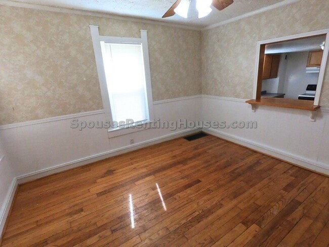 Photo - 212 S Emerson Ave