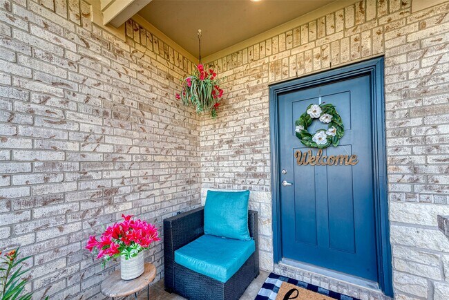 Photo - 462 Aurora Creek Ln