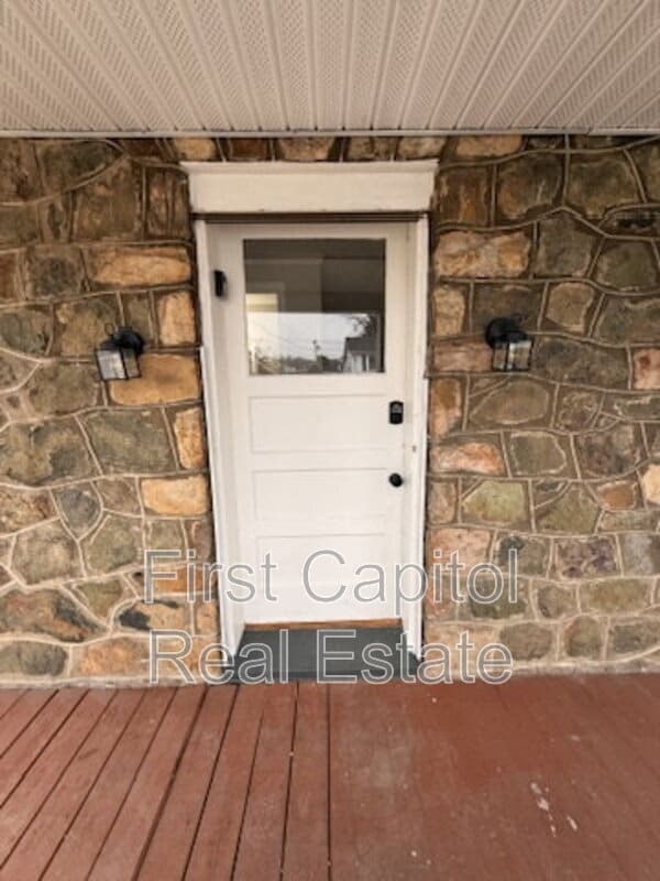 Photo - 627 Warren Ave.