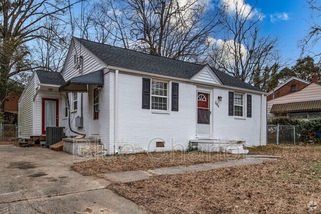 Building Photo - 204 Red Oak Ave Rental