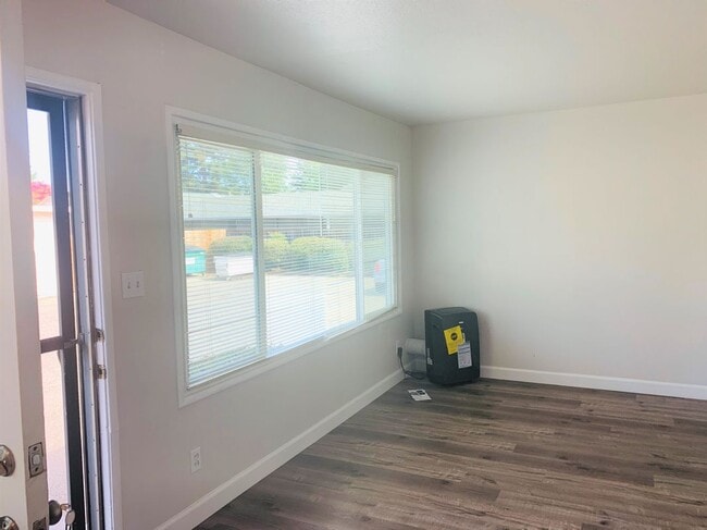 Photo - 187 Old Bernal Ave