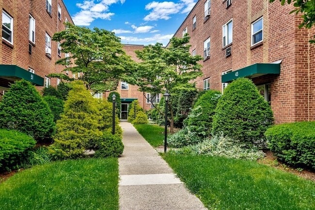 Building Photo - 43 Colborne Rd Unit 6
