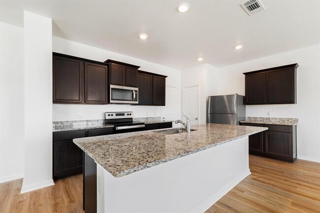 Photo - 317 Cres Park Dr