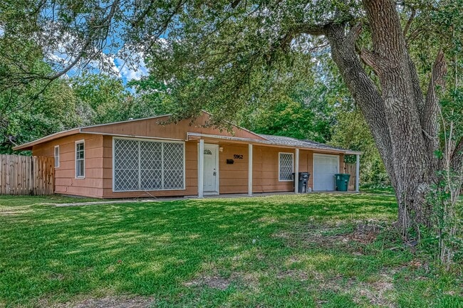 Building Photo - 5962 Willow Glen Dr Rental