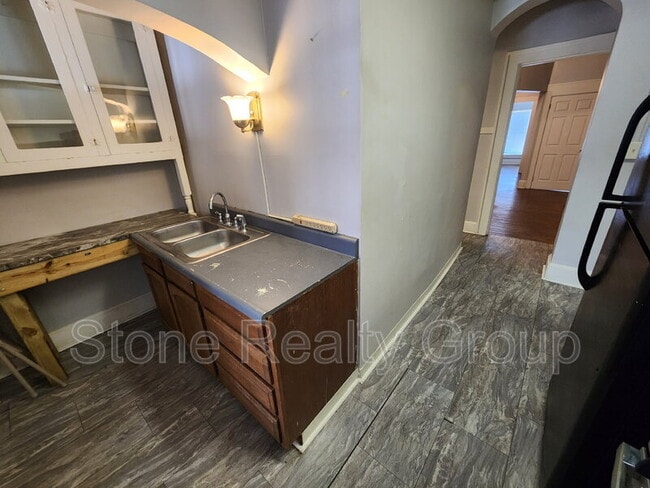 Photo - 512 S 5th St