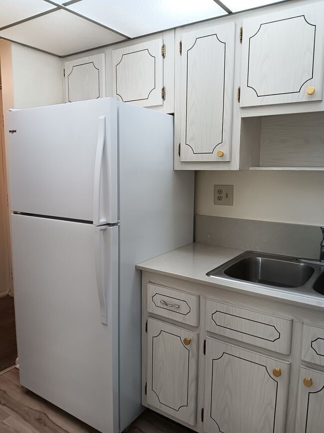 Photo - Nice, clean, one-bedroom ground floor unit