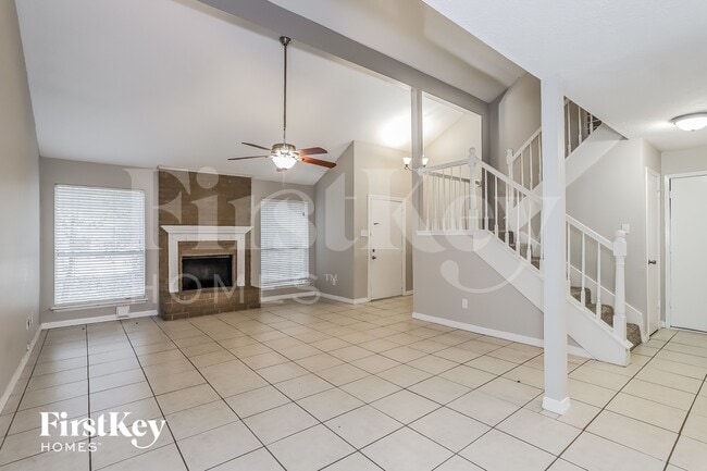 Photo - 3127 Village Woods Dr