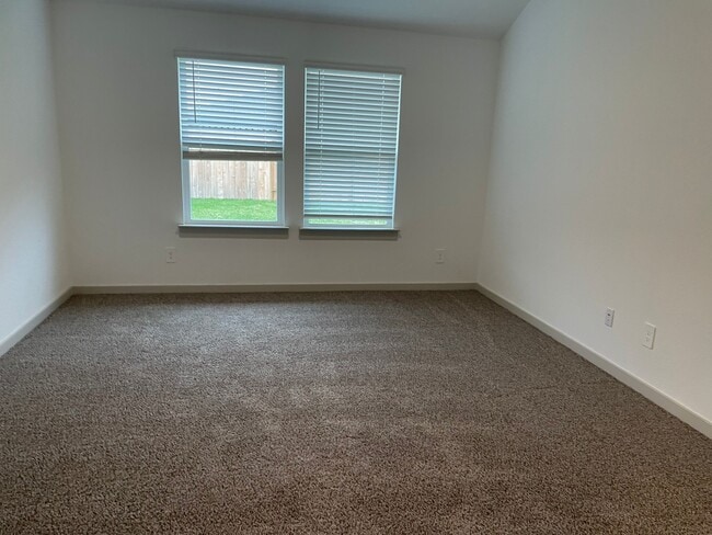 Photo - 7719 Golden Rubia Ln