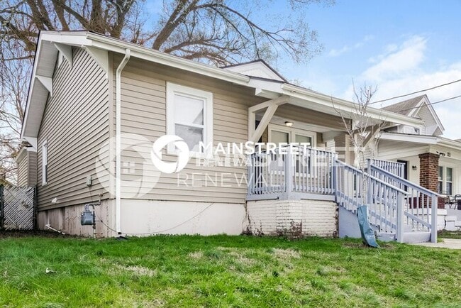 Photo - 3 Bedroom Pet-Friendly Home in Louisville,...