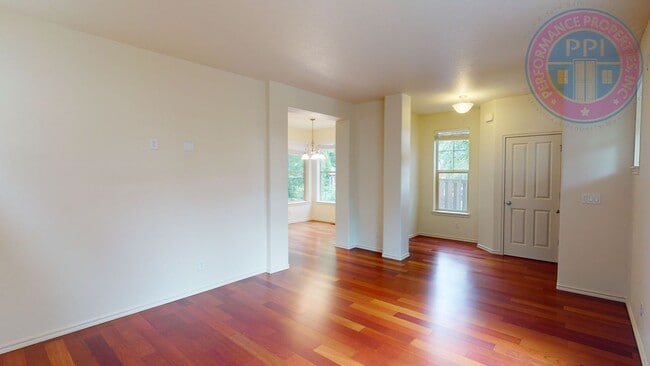 Photo - Bethany - Luxury Home, Central Air-Conditioning, Community Pool, Pet Welcome