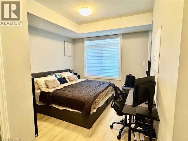 Photo - 108 Lomond Ln