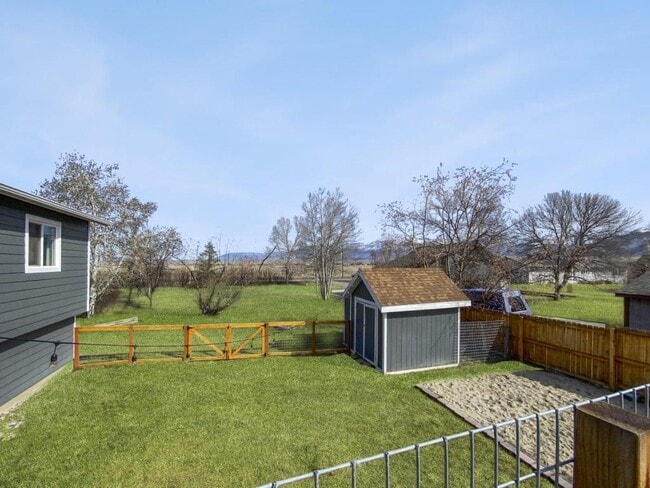 Photo - 3250 W.Hollyhock Dr