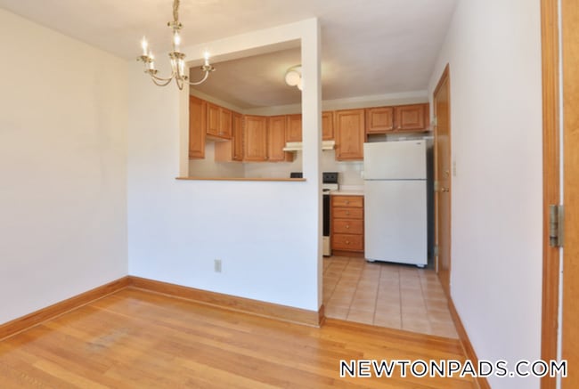 Photo - 276 Grove St Unidad 11