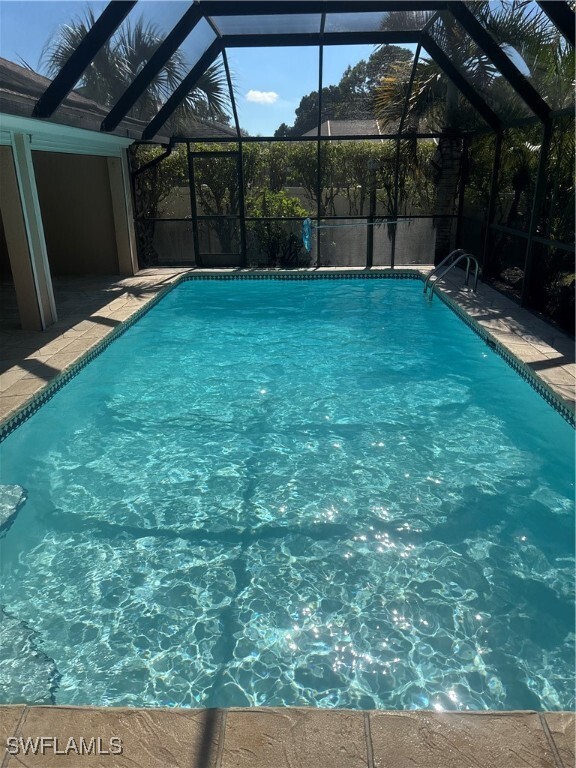 Photo - 385 Ashbury Way