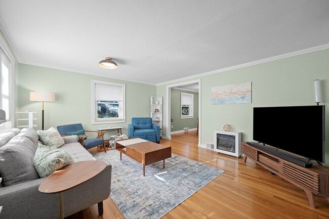 Photo - Furnished Rental in Shadyside