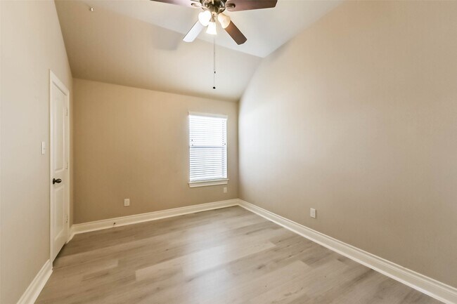 Building Photo - 13010 Gentle Water Dr Rental