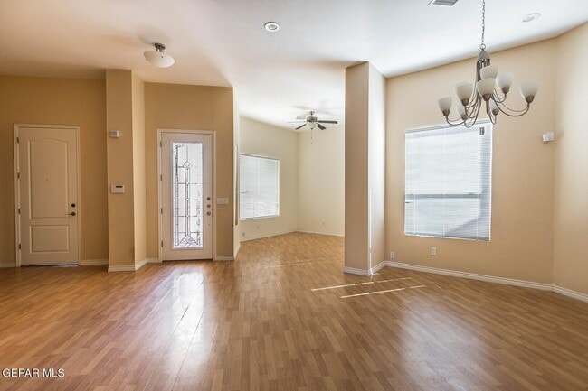 Photo - 5537 Ignacio Frias Dr