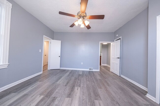 Photo - Spacious 4 Bedroom 2.5 Bath Home For Rent