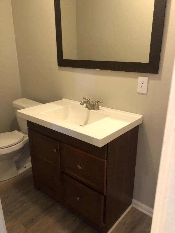 Photo - 2220 Harsh Ave SE