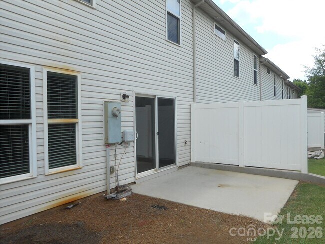 Photo - 5860 Glassport Ln