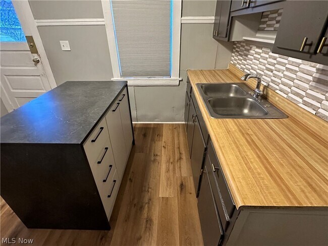 Photo - 4408 Alpha Ave Unit Down