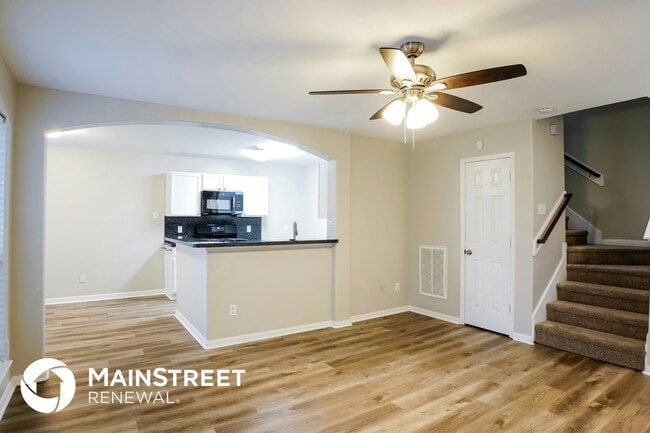 Photo - 8206 Prairie Wind Ln