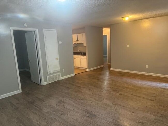 Photo - 3241 Cedar Springs Dr
