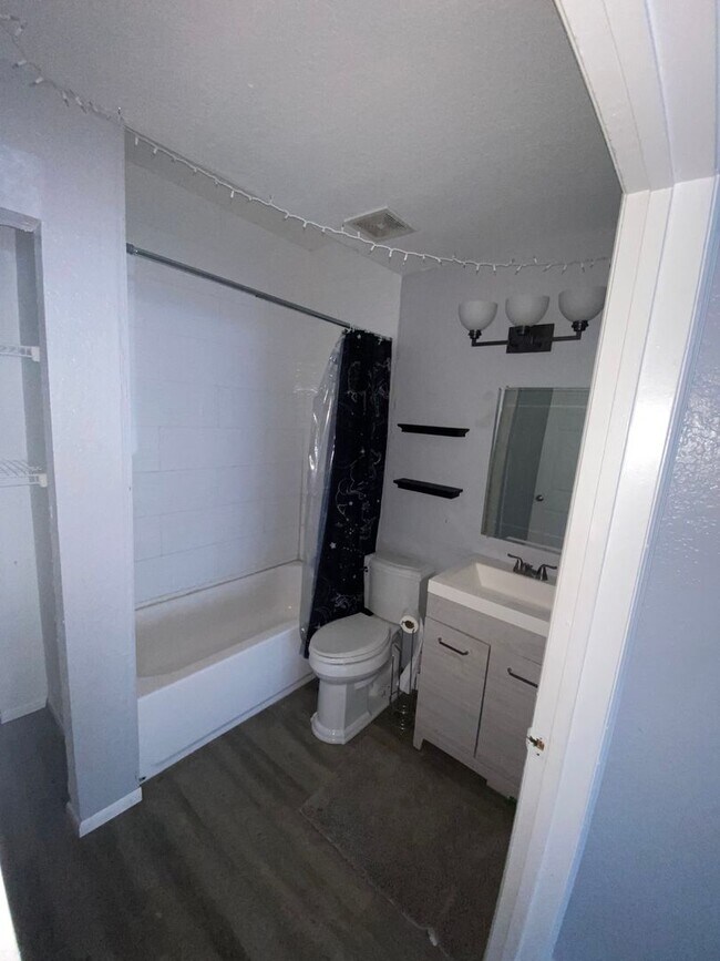 Photo - 715 8th St N Unit 1