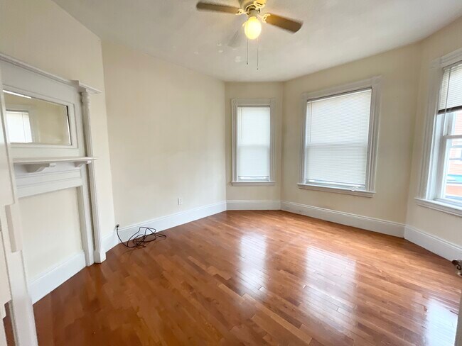 Photo - 50 Crescent Ave Unidad 2T