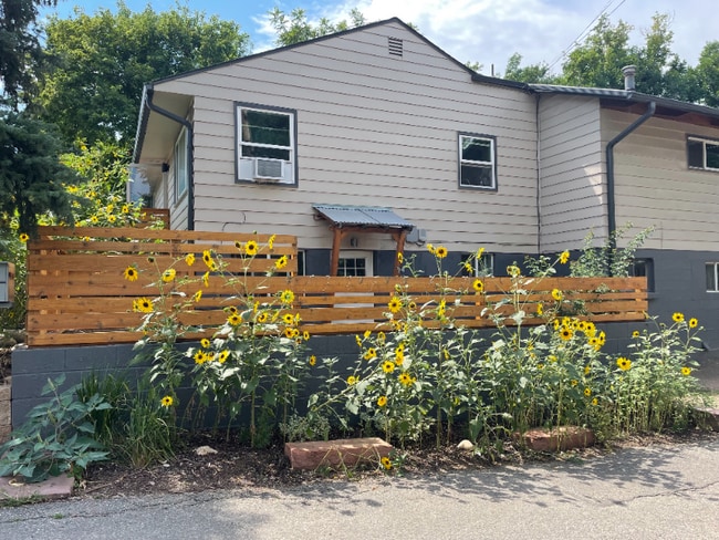 Photo - 2531 9th St Unidad B