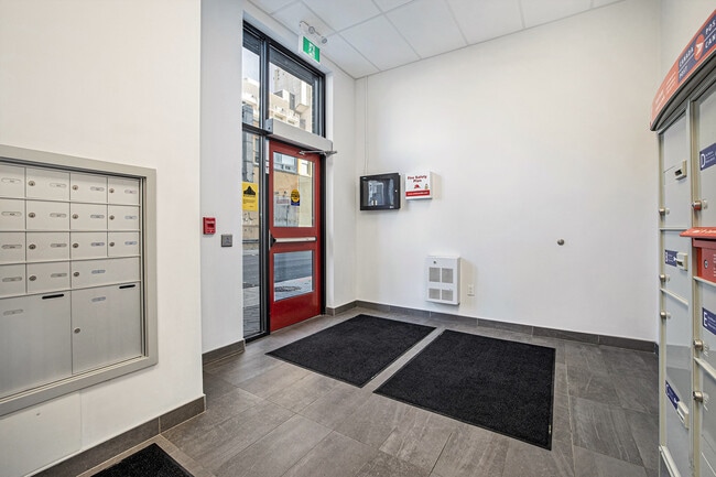 Photo - Mural Kingston