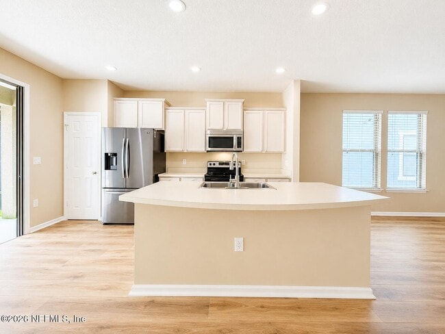 Photo - 550 Drysdale Dr