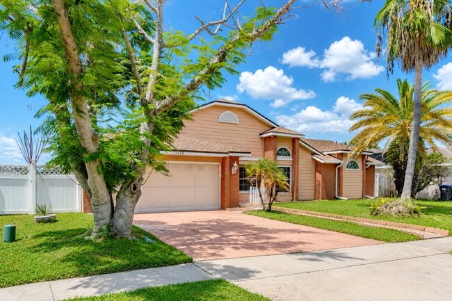 14918 Prairie Rose Ct