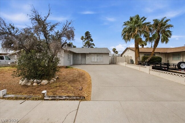 Photo - 4013 Esmeralda Ave
